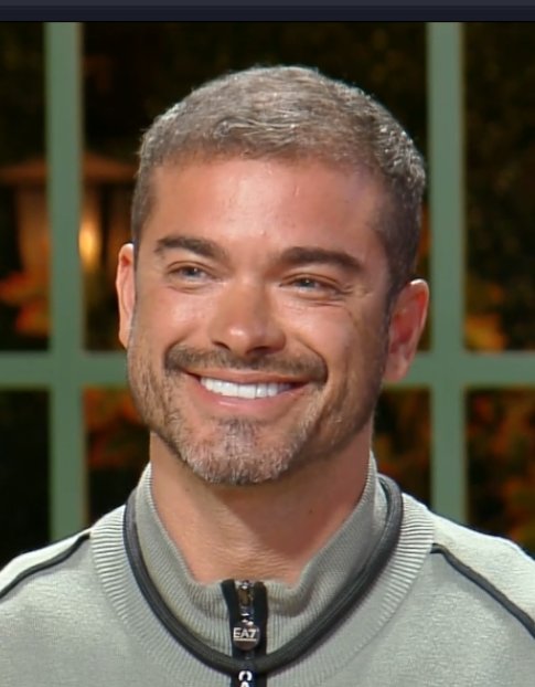 #Afazenda
Como poder dizer que <a href="/sampaiosidney/">Sidney Sampaio</a> está feio e velho?
Pqp
Queriam foto do Sidão atualizada?
Essa é de hoje,de agorinha 😜