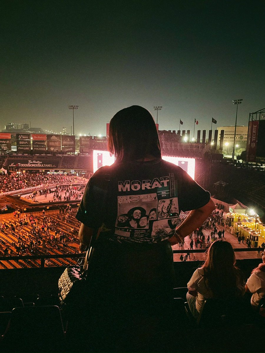 Gracias por esta gira tan increíble, no tengo palabras para expresar lo orgullosa que me siento de ustedes y lo feliz que me siento de acompañarlos en esta aventura desde hace ya 8 años, los amo mucho <3 

#MoratLosEstadios