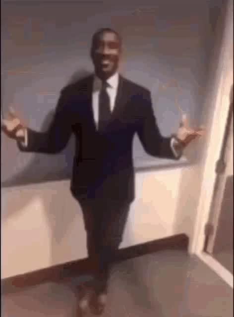 SomalieFr's tweet photo. POV les fans du Réal : https://t.co/ejTSFrOgfc