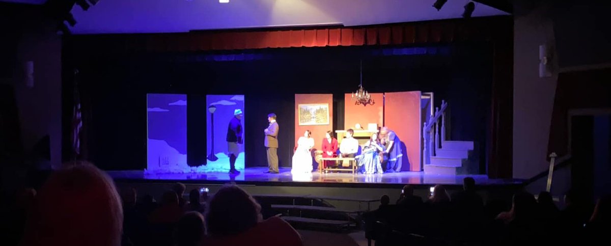 MrAaronGuyer's tweet photo. The PHS Theater Class put on a wonderful rendition of "A Christmas Carol" today! 🎭 @PlattsburgHS @PlattsburgTiger https://t.co/bZhtIbEaX4