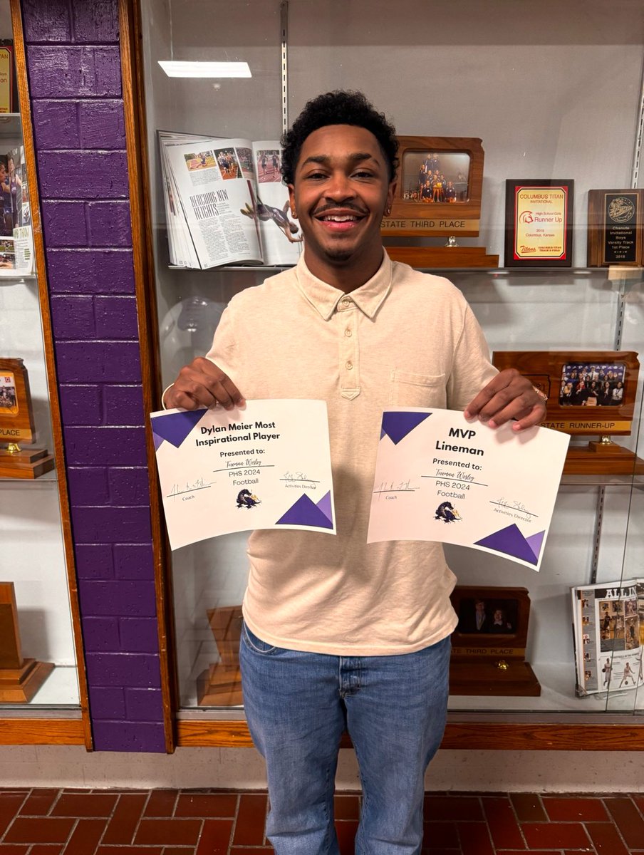 Treeman Wesley (@treeemanw) on Twitter photo I wanted to express my sincere gratitude to Dragon Nation and the coaching staff after tonight's senior banquet. Your support and guidance have been instrumental in my development as both an athlete and a young professional.
<a href="/PurpleDragonFB/">Pittsburg Purple Dragons Football</a> <a href="/CoachWhiteley/">Kip Whiteley</a> <a href="/bigplaydre55/">Keiondre Hall</a> I wanted to express my sincere gratitude to Dragon Nation and the coaching staff after tonight's senior banquet. Your support and guidance have been instrumental in my development as both an athlete and a young professional.
<a href="/PurpleDragonFB/">Pittsburg Purple Dragons Football</a> <a href="/CoachWhiteley/">Kip Whiteley</a> <a href="/bigplaydre55/">Keiondre Hall</a>
