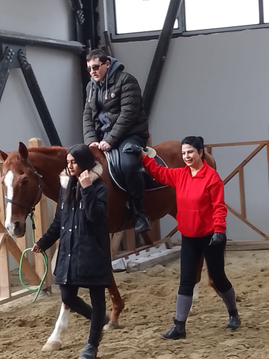 Şubemiz tarafından Uzman Didem Şaşmaz ile At Destekli Terapi çalışması üyelerimizin katılımıyla gerçekleştirilmiştir.