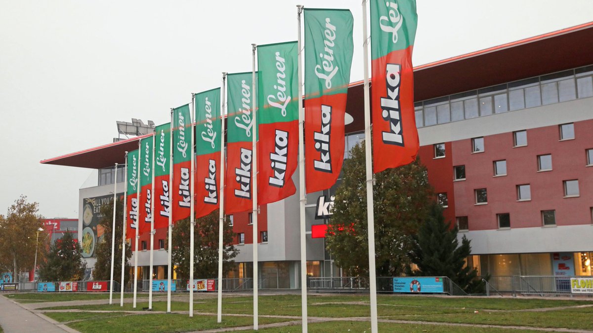 Insolvenzdrama bei Kika/Leiner: 1350 Beschäftigte in ganz Österreich sind betroffen, darunter bis zu 190 in Wien. Während andere Bundesländer noch zögern, spannt die Bundeshauptstadt bereits ein Sicherheitsnetz für die Betroffenen. krone.at/3626579