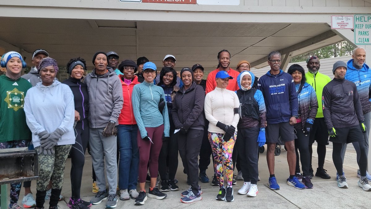 SoFultonRunners's tweet photo. On Saturday, the Partners dug into their tricks of the trade to beat the cold. A chily start to the morning run was defeated with an invigorating run, and the warmth of camaraderie and friendship, #southfultonrunningpartners #runningpartners #sfrp #atlantarunners https://t.co/y8a54aQ3dN