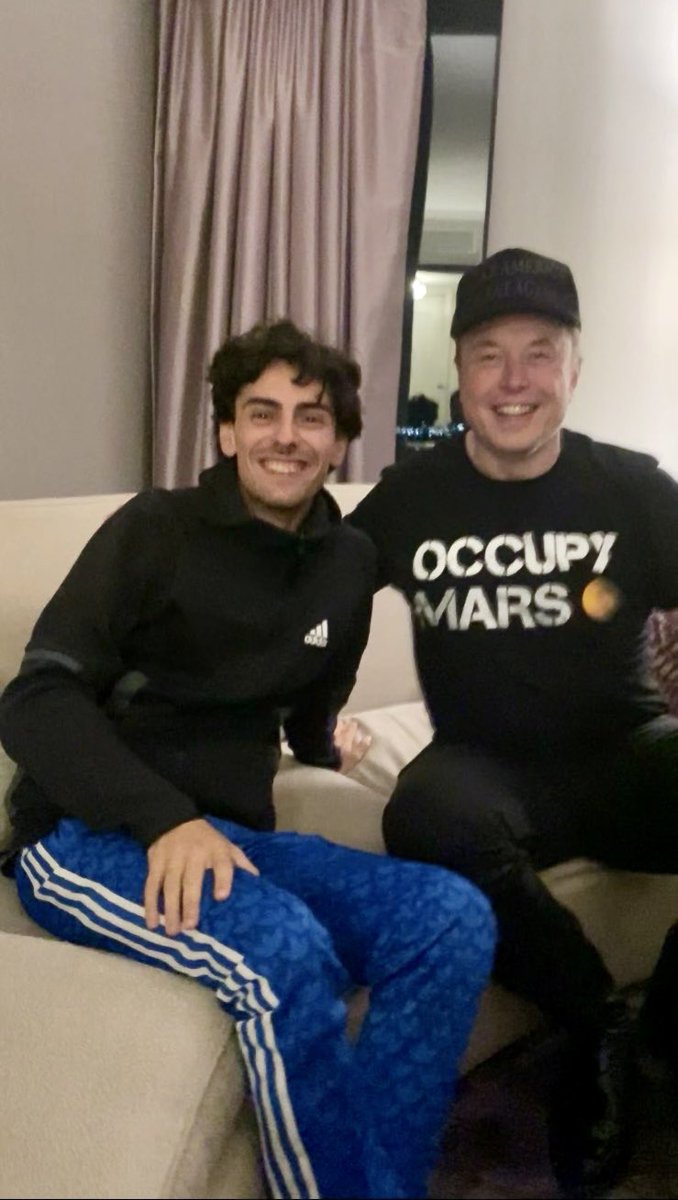 cb_doge's tweet photo. Andrea Stroppa, @andst7 is under attack for supporting Elon Musk in Italy.

Lettera43, an Italian publication, has launched a baseless attack to silence him, mistakenly thinking he’s alone.

We stand united with Andrea—he is not alone, and he has our full support. https://t.co/svYU1lsXT6