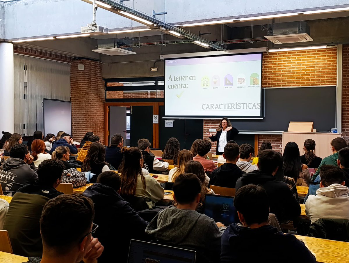 Es Noticia 👀👍
El viernes pudimos disfrutar de las presentaciones de Concha Pomares, Cristina Horcajo, Jorge Arozamena y <a href="/SoniaGaMore/">Sonia García</a> . Compartieron con nosotros herramientas útiles para el salto de la universidad al mercado laboral.