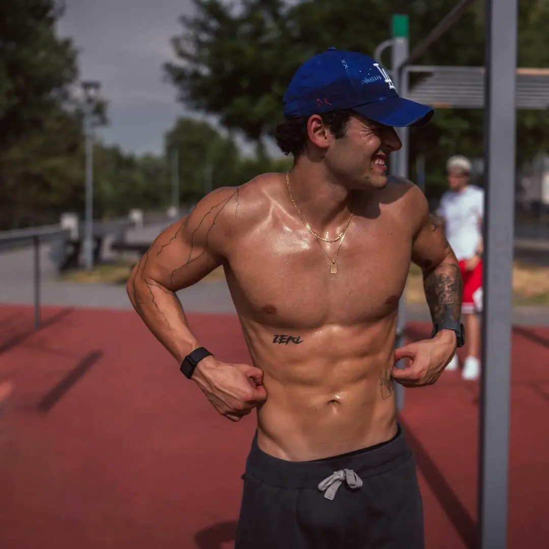 Dayan kole tweet media