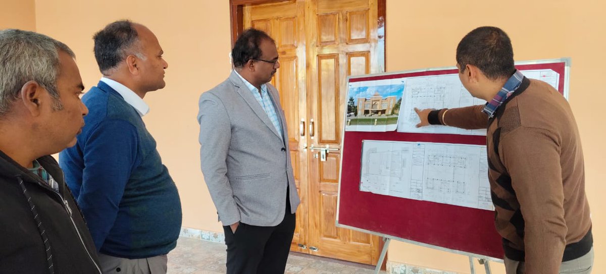 CdsupjnOrg's tweet photo. Municipal Commissioner Inspects 'Manglam' Kalyan Mandapam Construction by CnDs

#Constructionanddesignservices https://t.co/CAdsbSTmPM