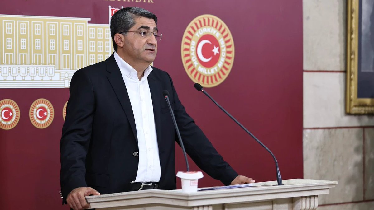 devaankarada's tweet photo. Bedelli askerlikte kışla süreci kaldırılmalı. Bu kadar kısa bir eğitimin ne savunmaya bir katkısı var ne de ekonomiye faydası.  

#KışlasızBedelliAskerlik https://t.co/gusUYkiPZx