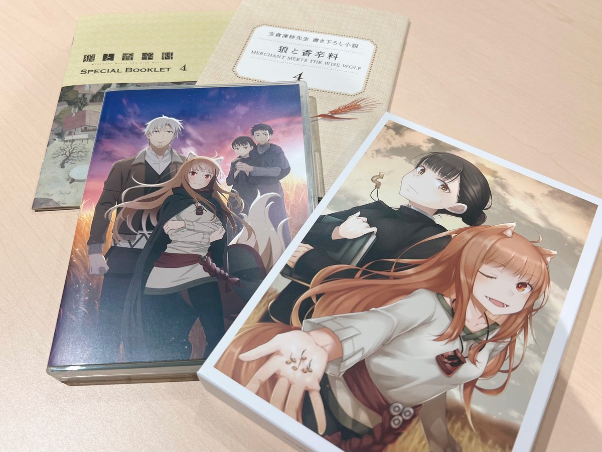 狼と香辛料 10th ANNIVERSARY Blu-ray BOX〈期間限定… 81NvIzFugqL._AC_SY200_QL15_.jpg