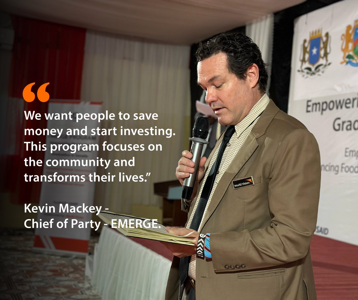 WVSomalia's tweet image. “We want people to save money and start investing. This program focuses on the community, to transform their lives.” Kevin Mackey - Chief of Party- EMERGE. EMERGE Launch, Baidoa. #EMERGEprogram #EmpowerSomalia #EconomicGraduation #ResilientCommunities
@USAIDSomalia…
