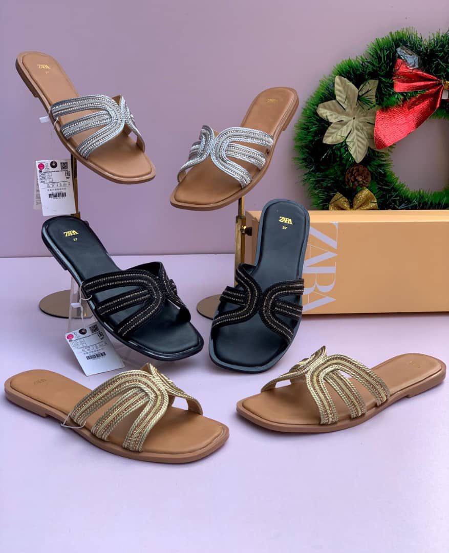 ummytaarh's tweet photo. N19,000
Size 37-42
📍kano
We deliver nationwide 
KINDLY RETWEET PLEASE https://t.co/G7tl6Lr1US