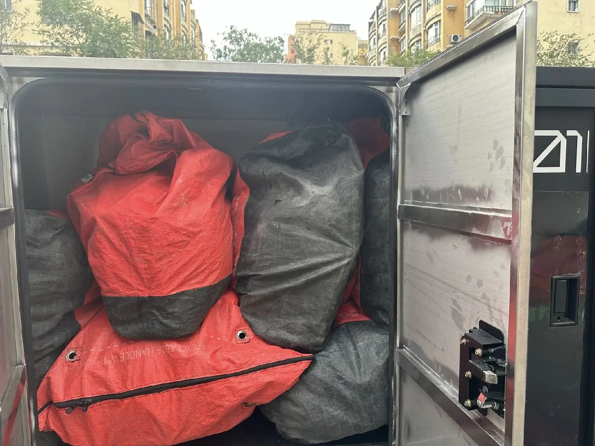 🚚✨ Six Months of Outstanding Performance!

Our KAIYUN New Energy Logistics Vehicles have been operating in Xinjiang for six months, delivering exceptional performance and earning praise from delivery drivers!

#NewEnergyVehicles #GreenLogistics #KAIYUN #ReliableChoice