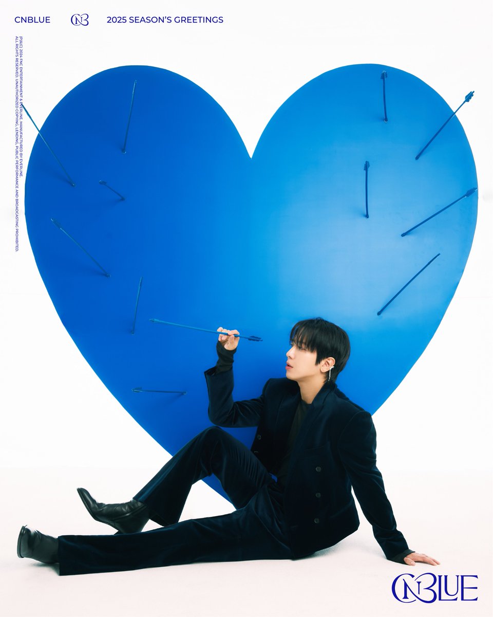 FNC_STORE's tweet photo. CNBLUE 2025 SEASON’S GREETINGS

IMAGE TEASER 1 ➶

#CNBLUE #씨엔블루 #2025SEASONSGREETINGS https://t.co/ZeQnXMWke3