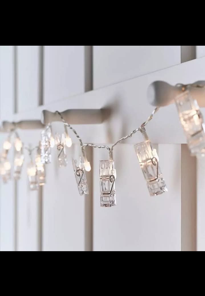 ClasicEquipment's tweet photo. Makes a perfect wall decor for your personal, family, group and official photos.
Battery operated. Warm White.
3M with 20clips - ksh 1,000.
6M with 40clips - ksh 1,500.
0721275514.
#setup #walldecor #wall #cliplights #cliplight #photolighting #photolight #DECOR #dinner https://t.co/IC43o3Si7u