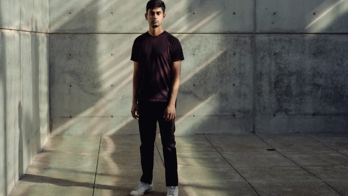 datyshoteam's tweet photo. 🧐 A former 26-year-old OpenAI employee was found dead in his apartment after speaking out against tech giants. How did Elon Musk react, and what did the company say?
Suchir Balaji, who worked as a researcher at OpenAI for four years, spent the last 1.5 years focusing on ChatGPT. After leaving the company, he criticized the methods used for training AI chatbots. On November 26, he was found dead in his San Francisco apartment. Although the coroner ruled his death a suicide, Elon Musk seems to have doubts about this.
#OpenAI #ElonMusk #AI #TechNews #SanFrancisco #ChatGPT #ArtificialIntelligence #ViralNews