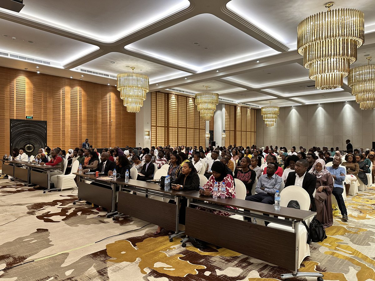 It's inspiring to see people striving to adapt to technological changes, eager to learn and keep up with advancements. Building digital skills not only ensures they stay relevant but also opens doors to creating income through technology and the digital space. 🌟💻🚀

Tag someone