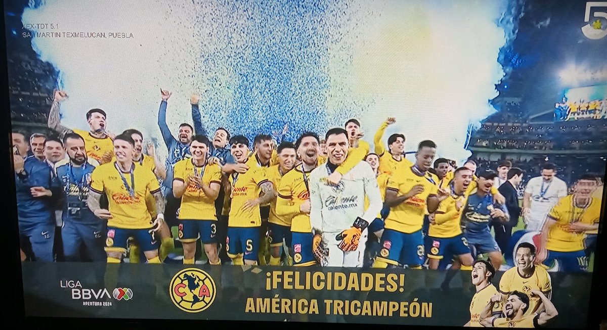 Fer_m1's tweet photo. Por primera vez en el FUT bol mexicano un equipo, el mejor!! Consigue 2 veces el tricampeonato!! https://t.co/SuppBC9mCz