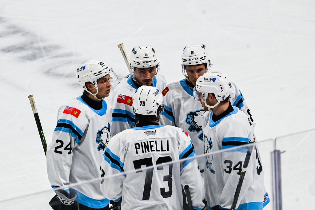 TheAHL's tweet photo. #ReignTrain or #RainTrain?⛈️🚂 https://t.co/W1XFNxnrOS