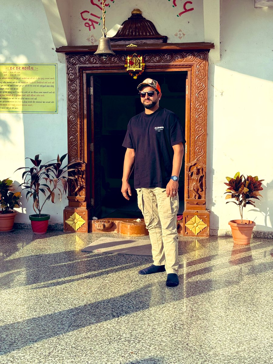 ImRaina's tweet photo. #HarHarMahadevॐ #OmNamahShivaya https://t.co/gAB6ThdpKr