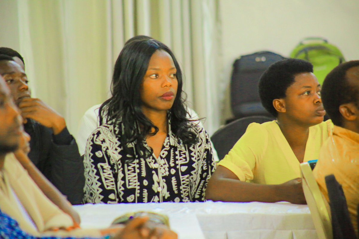 sgmrwanda's tweet photo. A big thank you to all participants for their active engagement and contributions. Together, we’re shaping the future of smart geospatial solutions! 🚀

#SGM #GISData #GeospatialSolutions #ProfessionalTraining #SmartMedia https://t.co/B1bgzOz0K4