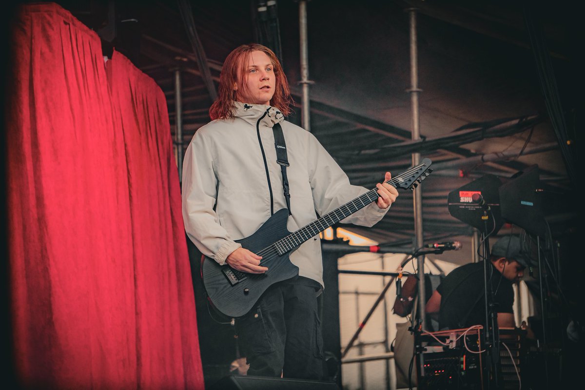 _MrIndie's tweet photo. Thrown saltó al escenario de la explanada del Estadío Azteca previó al show de Bring Me The Horizon 🏟️🔥🇲🇽

📸: @makerocha

#ConceryPhotography #rock #alternativa #mexico #concert #music https://t.co/dH5IxmnHhl