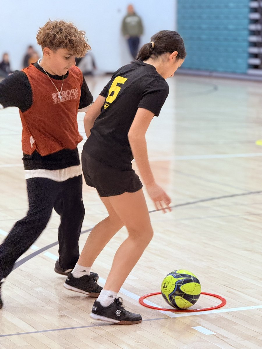 TCSolFutsal's tweet photo. Another fast-paced #SolSundays is in the books! Huge thanks to all the ballers and parents for making Session #3 a success! We can’t wait to see you in the New Year as we gear up for the #TCWinterSolstice 3v3 with MNUFC on Feb 17. Stay tuned for updates!
#TCSolfutsal
💪😤⚽️ https://t.co/dfiw6oen9x