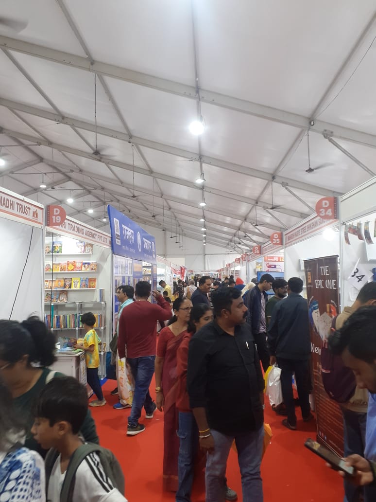 shroffpub's tweet image. Day-2  @punebookfestival
We cordially invite you to at Stall no. D-33, Fergusson college, pune.
Books Available from @OReillyMedia , @ITRevBooks @sitepointdotcom @RheinwerkComp @ktdotacademy   @BizExpertPress  and more
#python #rlanguage #artificialintelligence #generativeai