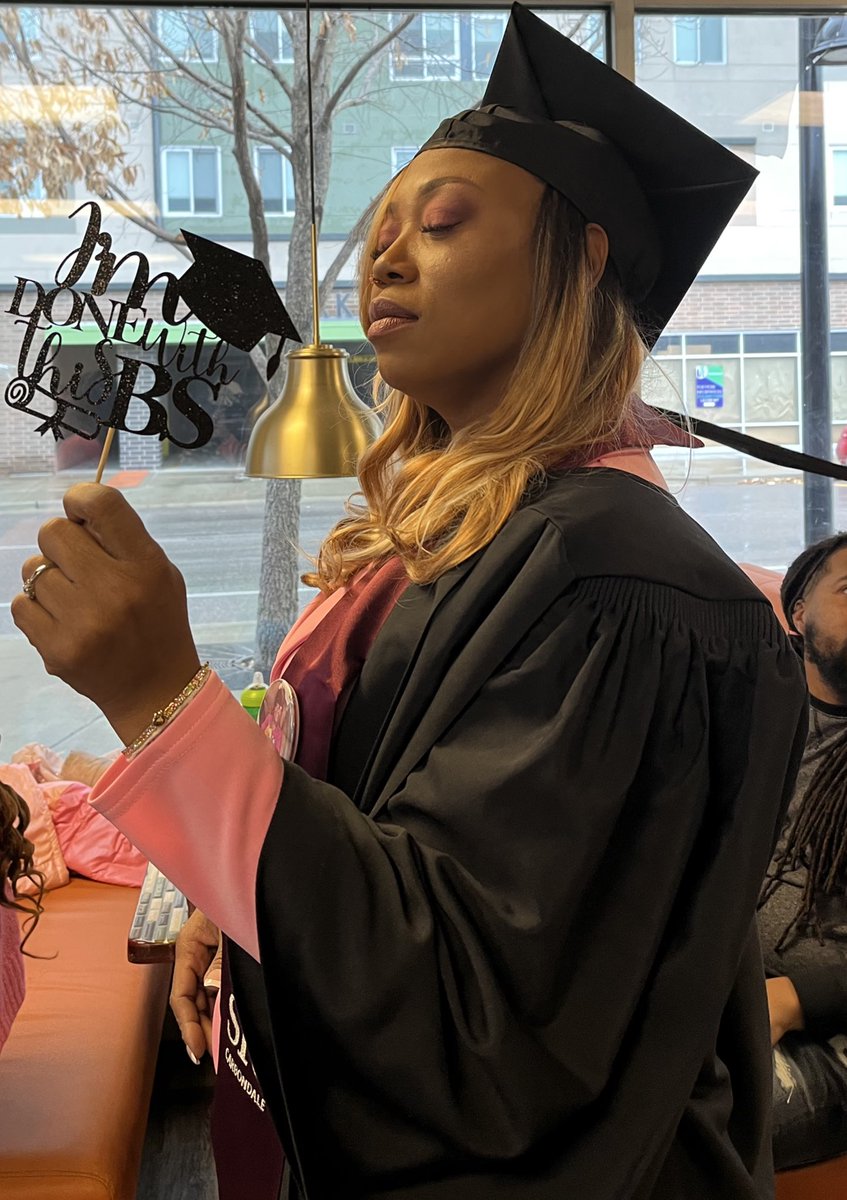 🔥 Summertime CHI 🔥 (@marley__monroe) on Twitter photo 👩🏽🎓🤎 #SIU #SIUC <a href="/SIUC/">SIU Carbondale</a>
Bachelor of Science Degree 📜
Africana Studies Scholar (Minor) ✊🏽
**Fun Fact: My great-great aunt Luella McCall Davis founded the Carbondale chapter of Alpha Kappa Alpha Sorority Inc.** 👩🏽🎓🤎 #SIU #SIUC <a href="/SIUC/">SIU Carbondale</a>
Bachelor of Science Degree 📜
Africana Studies Scholar (Minor) ✊🏽
**Fun Fact: My great-great aunt Luella McCall Davis founded the Carbondale chapter of Alpha Kappa Alpha Sorority Inc.**