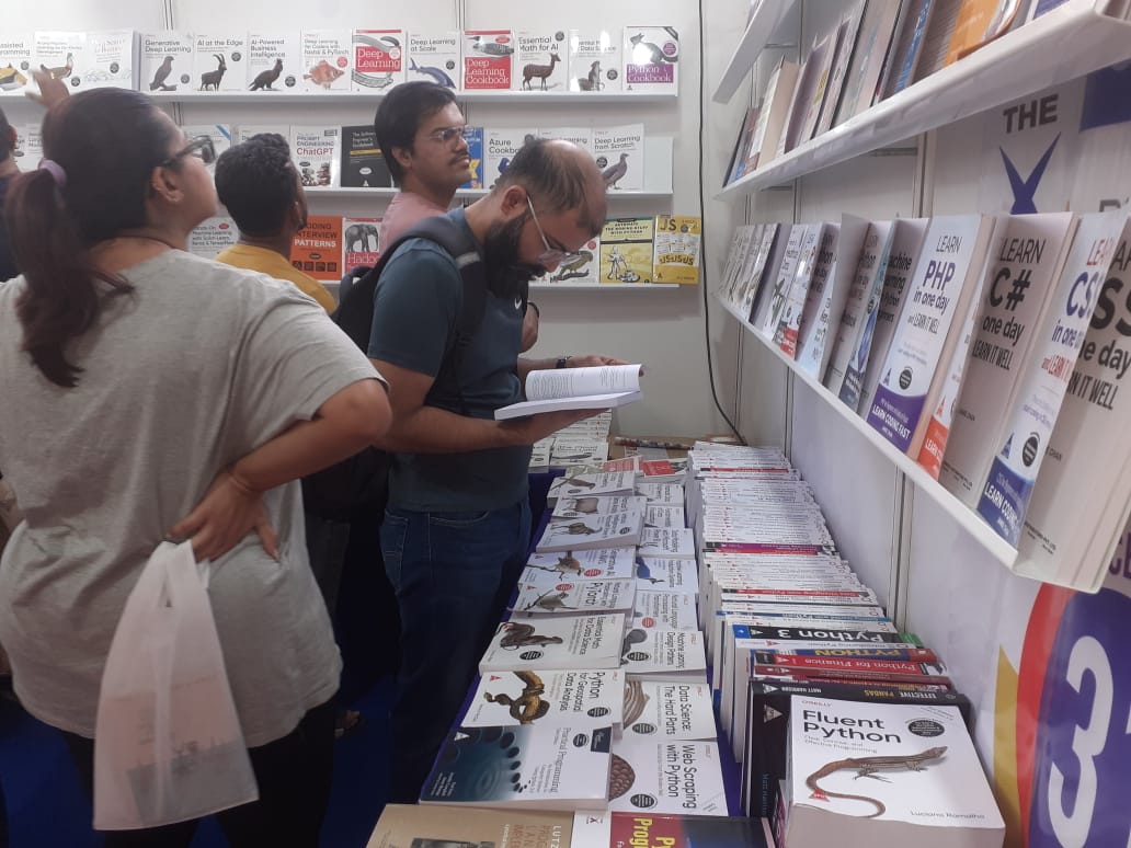 shroffpub's tweet image. Day-2  @punebookfestival
We cordially invite you to at Stall no. D-33, Fergusson college, pune.
Books Available from @OReillyMedia , @ITRevBooks @sitepointdotcom @RheinwerkComp @ktdotacademy   @BizExpertPress  and more
#python #rlanguage #artificialintelligence #generativeai