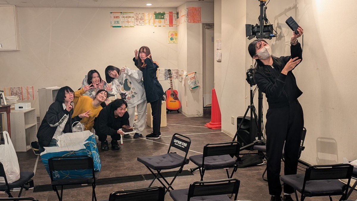wahara012's tweet photo. ん坊の国 第2回公演
『今日も朝くなる』

無事、終演しました。
たくさんの方にご来場いただき、ほんとにありがとうございます。
感謝の気持ちでいっぱいです。　
また下北沢で演劇を。
これからも宜しくお願いします🙂‍↕️ https://t.co/wP953JAOMq
