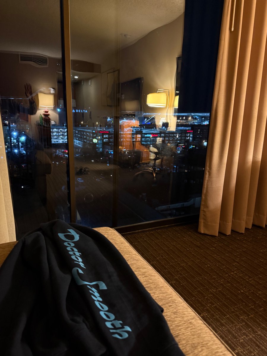 🚙 Seattle ✈️ Hawaii ✈️ Japan: Dec. 16th ~ Jan. 3rd! Lookout for IRL streams sometimes this week 👀

Happy Holidays! 🎄