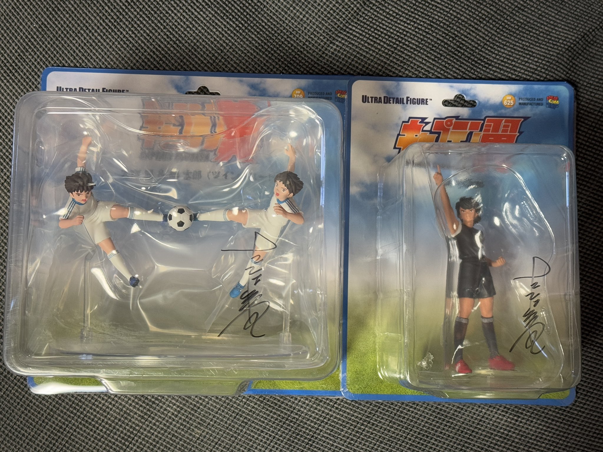 キャプテン翼 高橋陽一先生 直筆サイン フィギュア ツインシュート 大空翼