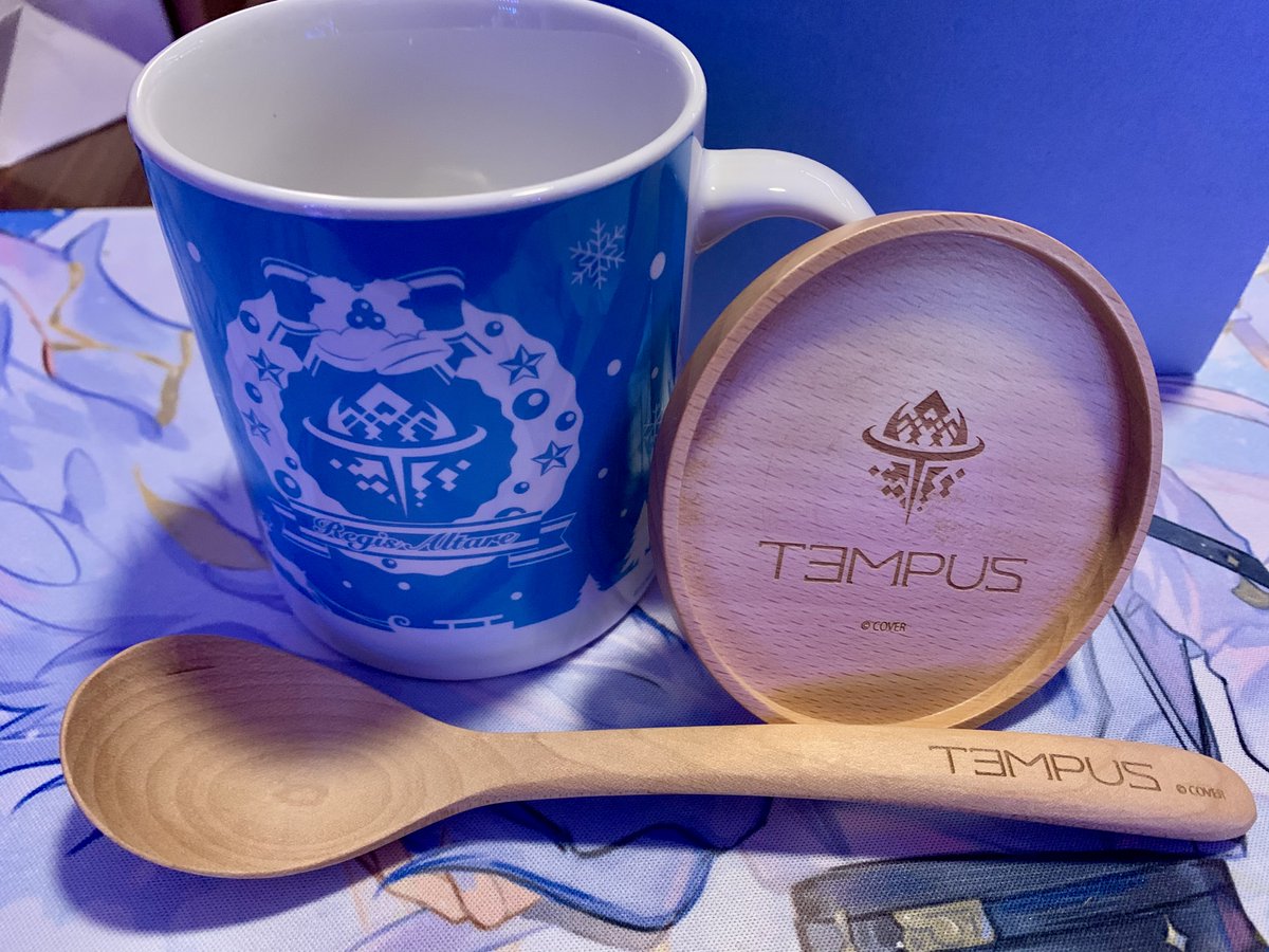 kismetnightgale's tweet photo. I'm so happy that my TEMPUS Christmas '24 merch arrived today! Here is my display! I'm impressed with how big the spoon is, lol. #workofalt #FlayonsCrayons
#JosuijiArt #PIHAKKASSO #JestART #ArtXel https://t.co/aAxboR1rls