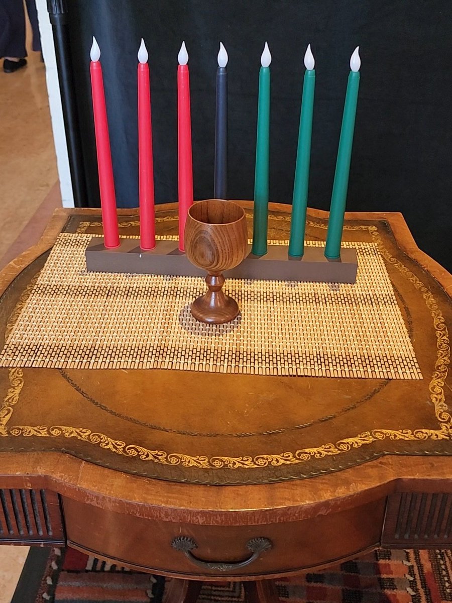 "Black Nativity" #concert #musical w/ #singalong from <a href="/IntimanTheatre/">Intiman Theatre</a> &amp; <a href="/HansberryProj/">Hansberry Project</a> at Broadway Performance Hall. Closes 12/29. Stay tuned for my full review.

Last Year:  showsiveseen.com/7712
Tix: intiman.org/black-nativity/

#blackChurch #xmas #christmas #holiday #holidays