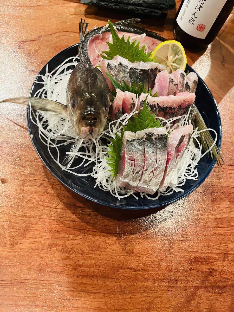 wt_kanato's tweet photo. 昨日はWisteria叶冬バースデーたくさんの方が来て頂き本当にありがとうございました！！
たくさんお祝いしてもらえて幸せです✨
ご飯もお酒も美味すぎて最高でした！🍶🍾

写真もいっぱい撮ったから選ぶの迷いまくった…
#Wisteria #男装カフェ #名古屋 #コンカフェ https://t.co/3S9mWo7Kmc