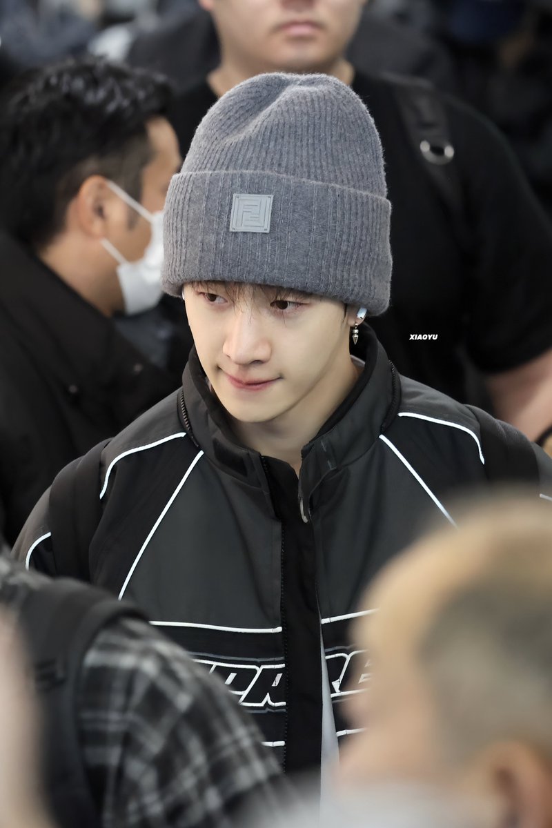 tinycrack's tweet photo. 241216 🐺 HD
In FUK

#StrayKids #SKZ #스트레이키즈 #스키즈
#Bangchan #방찬 #ChristopherChahnBahng https://t.co/kSQfgyqmNw