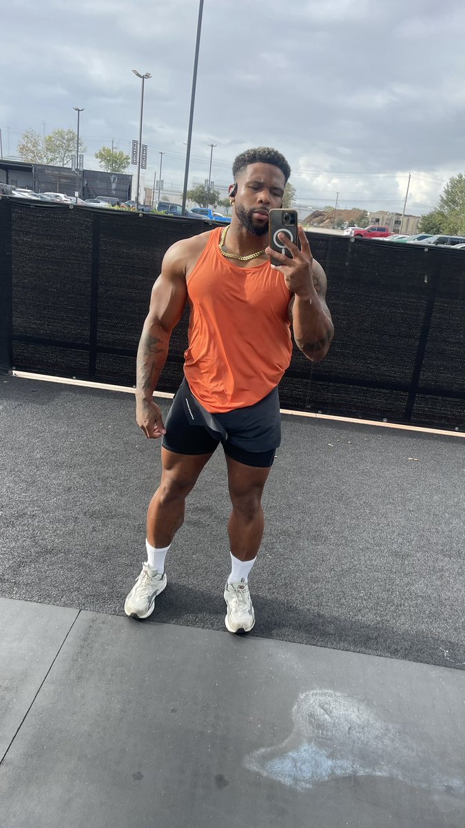 fbaftermath's tweet image. Still working on my superhero statues