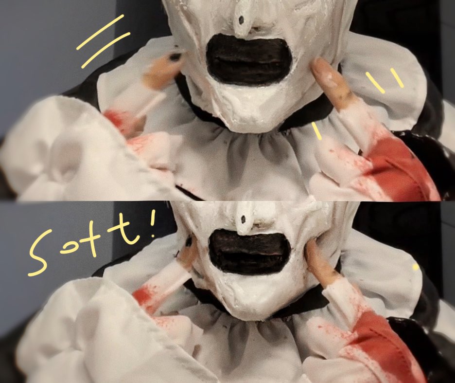 SOOTHSA93563646's tweet photo. #terrifiercosplay
#Terrifier
#arttheclown 

试了新的方法，第一���做这种特效化妆的东西，很有趣，是全新的体验。（脸软软哎很好捏 https://t.co/hDplhaZJEJ