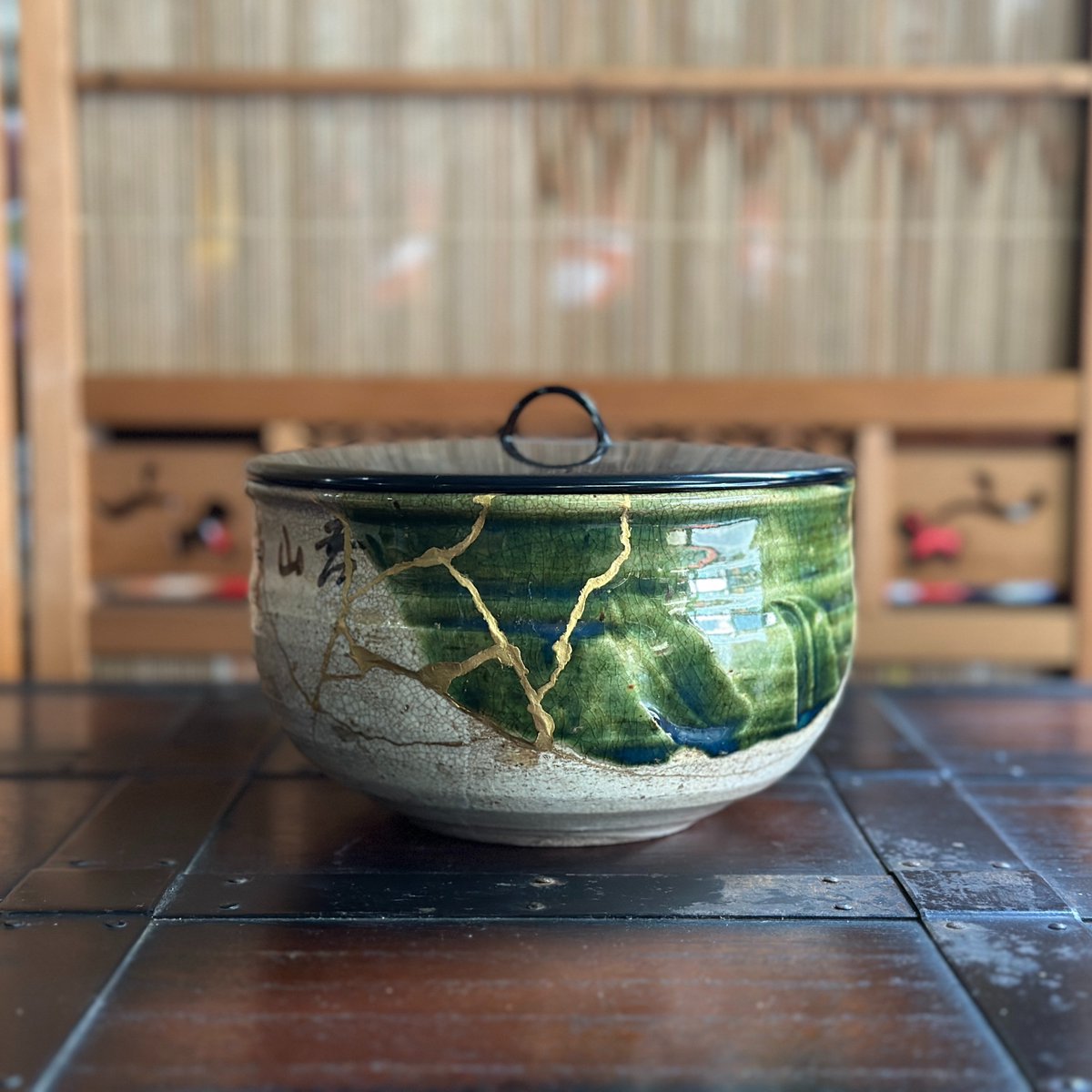 hareitiba's tweet photo. MIZUSASHI
Oribe-ware
water pot jar
kintsugi

Now On Sale
Item NO [Y8280]

#japaneseantique #waterpot #jar #kintsugi https://t.co/V7PIbScdug