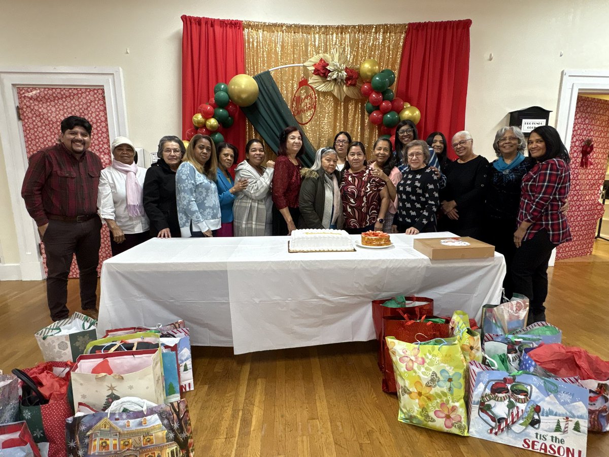 Hoy junto a mis tres iglesias!!! 🙌🏻🙏🏼
Mi familia ❤️
Marlboro Ma 🫶
Clinton Ma 🤗
#Ministerio #Pastoreando 🙏🏼👍🏼