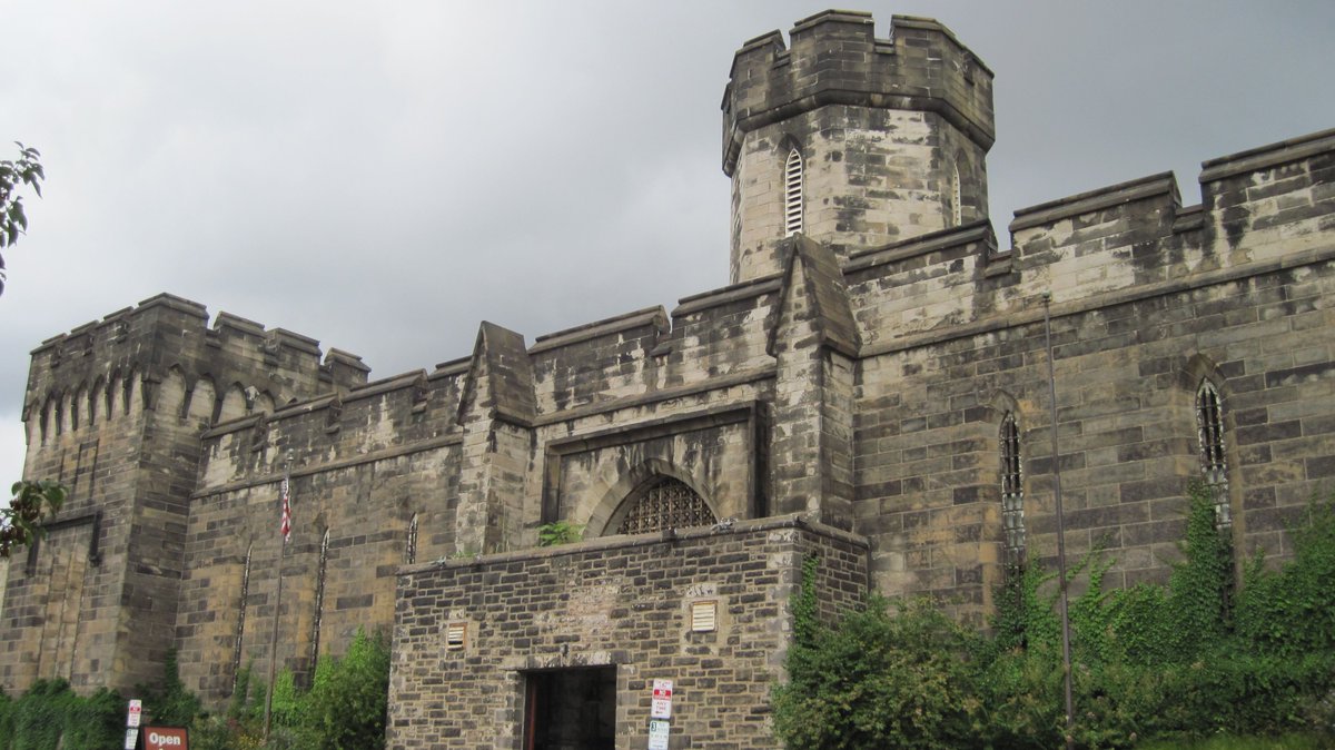 GhostTour's tweet photo. John Haviland, the architect of one of Philadelphia's most haunted buildings, Eastern State Penitentiary, was born on this day. Join us on the Spirits of '76 Ghost Tour to hear the story of Leo Callahan, the only person to escape from Eastern State that remains uncaptured!

#otd https://t.co/nORpJskSXX