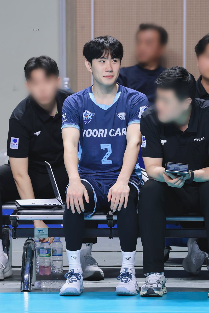 2_ㅠ tweet media