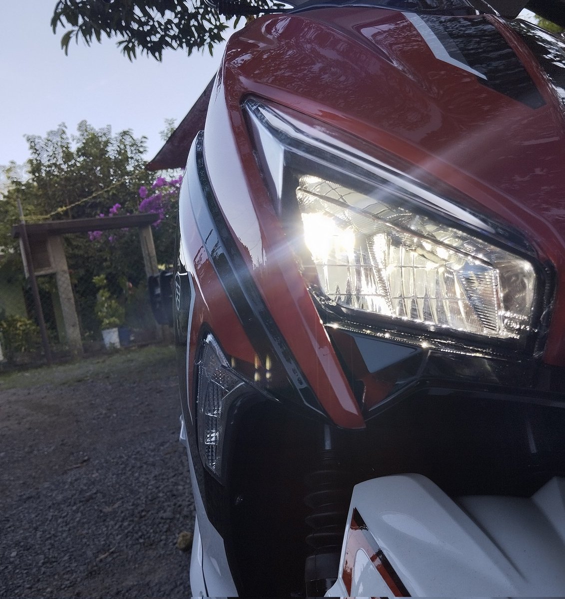 Gracias a la persona que confío en que lo haría, y hasta me dió para el primer pago, aún cuando nadie creía y ahí lo guardé, gracias pero no solo por eso gracias por todo...