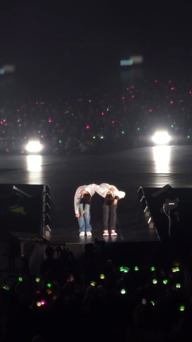 AboveBeyondTVXQ's tweet photo. Weekend ganap 🫶 Magkabilang mundo po yung venue nila @TOHOSHINKI_X_JP &amp; @JX_identity kaya dito po ang bagsak namin haha #priorities 🤧

🥳 12/15 생일 축하해요 @Junsu_PALMTREE 💗
❤ 12/26 데뷔 21주년 축하합니다 🎈 @bornfreeonekiss 🌹

#AboveBeyondJX 🥹 https://t.co/xKVkIuHOOh