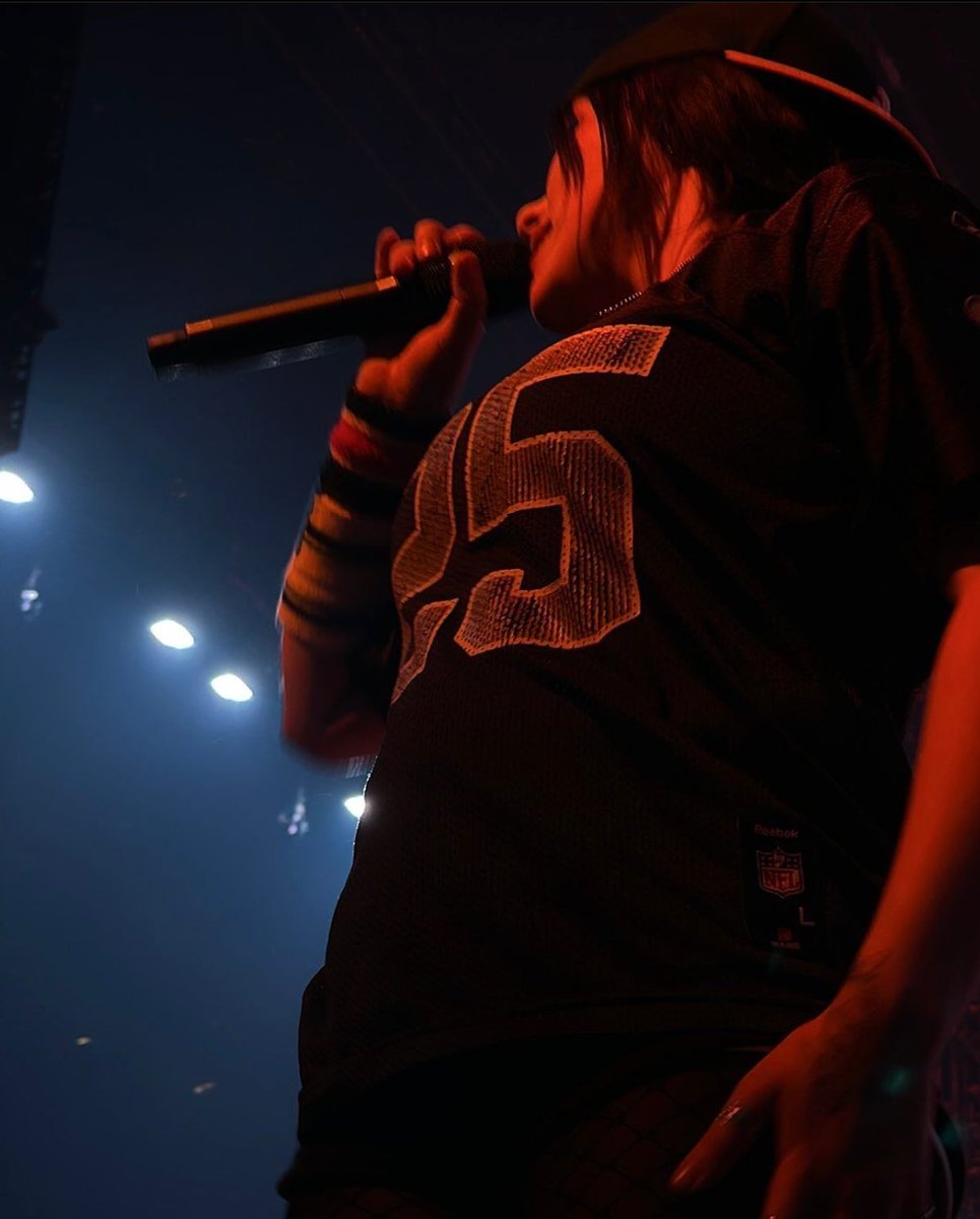 bilsversion's tweet photo. Nobody does it better in their hometown but her. https://t.co/cpHZb6NUGo