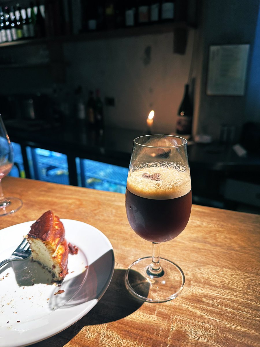 Por supuesto seguimos con el scouting de espressos martinis, encontré un 2do lugar…