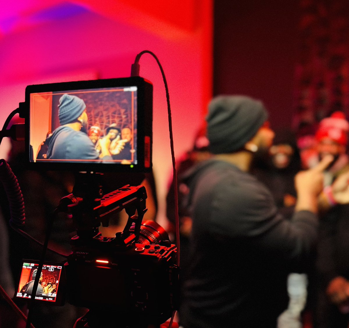 RaeBXNY's tweet image. Aayyeee‼️‼️‼️‼️

@BabyJames77 @Riqlaflaree 

#WhoDontBelongHere #TheTrenches #GuttaCity