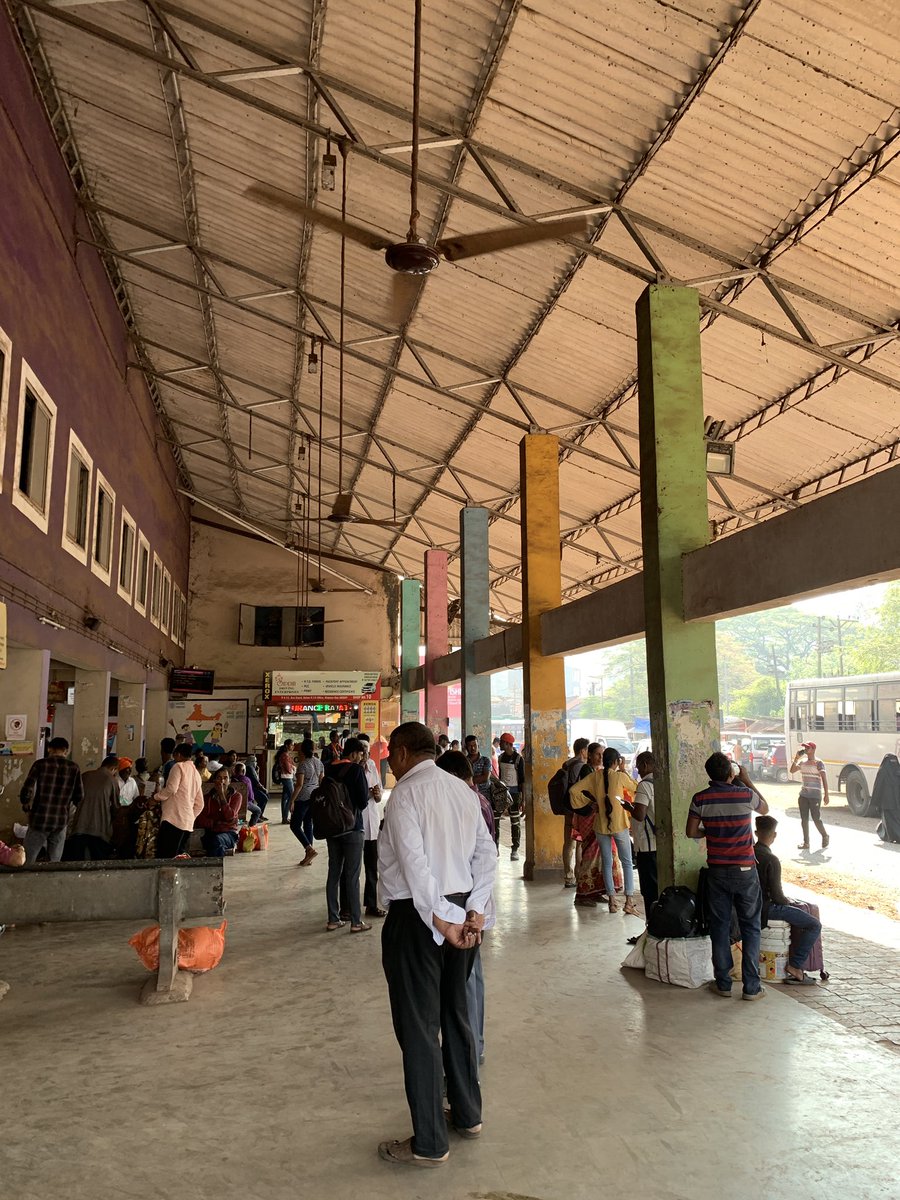 planemad's tweet image. Town bus stands are nerve centres for regional mobility but figuring out your bearing in them requires quite a bit of enquiring around.

Took more than 30 mins trying to locate all the platforms on #osm and there still likely more pfs hiding around