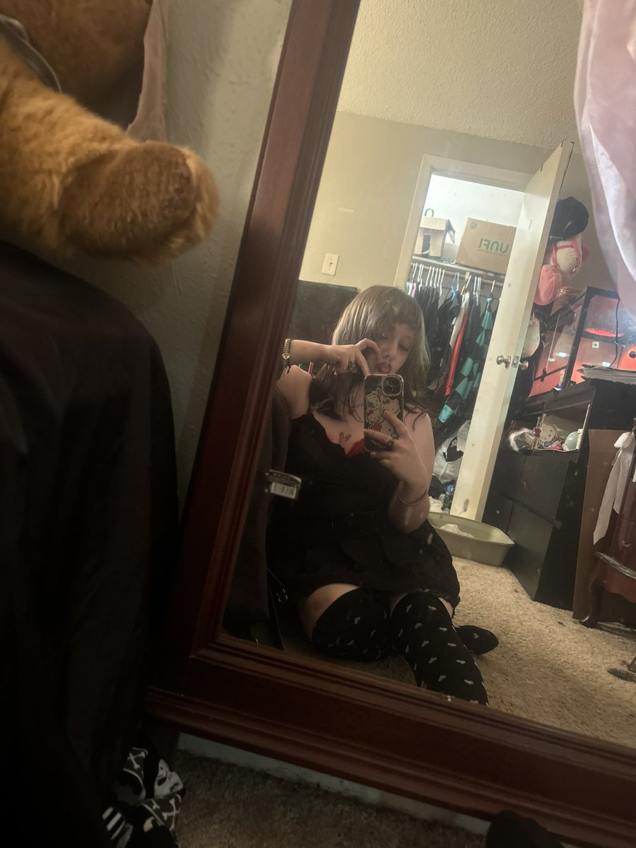 pay4serotonin's tweet photo. she’s so back. https://t.co/vjNkIunNIj